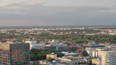 Panoramic view of the center of Warsaw from the observation deck Video stock 331363652