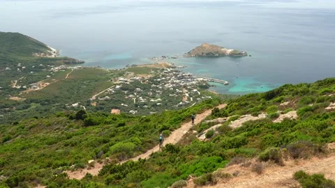 Panoramic view of Centuri village in Cape Corse, northern Corsica, France. 스톡 동영상 212988643