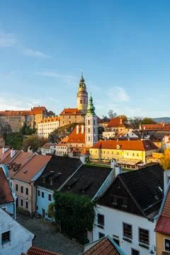 Panoramic view of Cesky Krumlov, featuring the historic castle tower and th.. Stock-Fotos