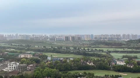 Panoramic view of Chengdu city development and high rise buildings Vídeos de archivo 334900319