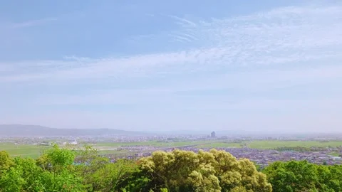 Panoramic view of Chikushi Plain and spring sky with cirrocumulus clouds Vídeos de archivo 333205254