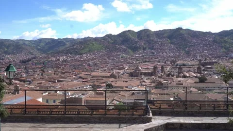 Panoramic view of the city of Cusco, Peru from San Blas Viewpoint Stockbeeldmateriaal 330789398