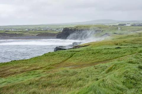 A panoramic view of the cliffs of Mohor in Ireland. Fotos de archivo