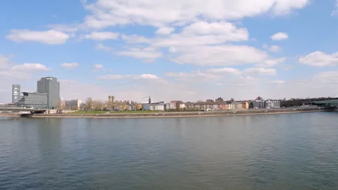 Panoramic view of Cologne with Rhine river and bridges Stock-Footage 326002420