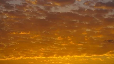 A panoramic view of colourful beatiful evening sky with pink, purple Foto stock