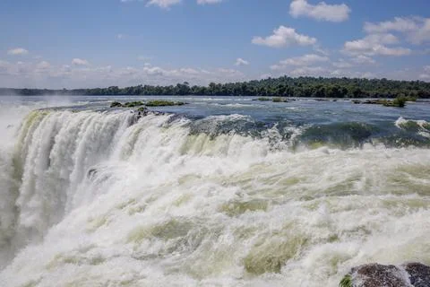 Panoramic view of Devil's Throat waterfall at Iguazu Falls in Argentina. 스톡 사진