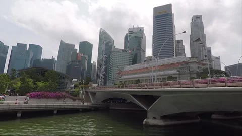 Panoramic View of Downtown Skyscrapers, Jubilee Bridge, Marina Bay, Singapore Stock Footage 334474009