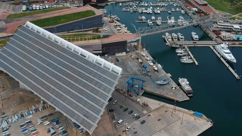 Panoramic view from the drone of the huge solar panel and seaport Vídeos de archivo 115158551