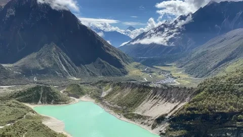 Panoramic View en route to Manaslu Base Camp near Samagaun, Ghorka, Nepal. 動画素材 234458726