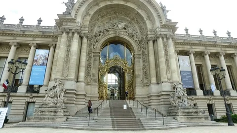 Panoramic view of the facade of Petit Palais building in Paris Stock Footage 102274077
