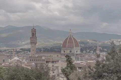 Panoramic View of Florence Cathedral, Time-Lapse Ungraded 動画素材 99695181