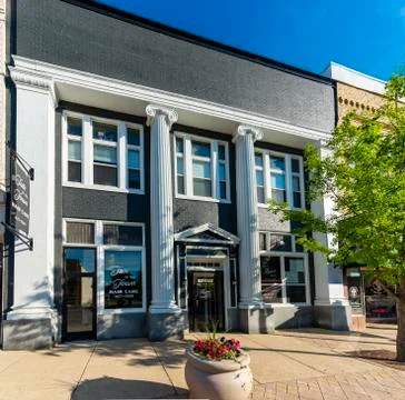 Panoramic view of the front to the Talk of Town Hair Salon Stock Photos