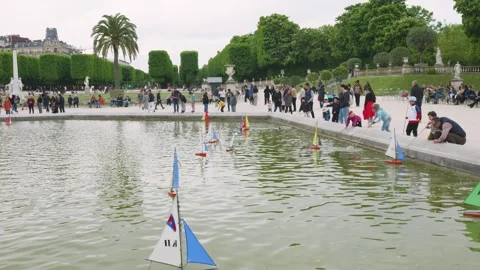 Panoramic view of the Grand Basin and the Luxembourg Gardens. 스톡 동영상 308734772