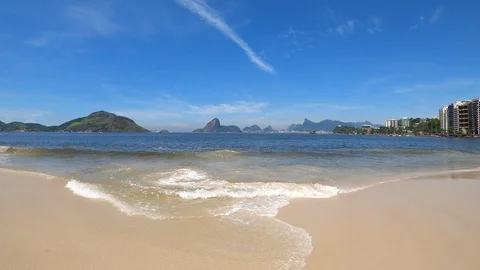 Panoramic view of Icarai Beach with waves in time lapse. Stock Footage 124336080