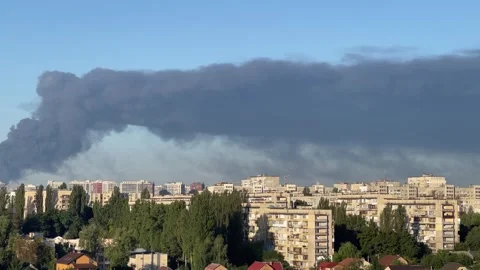 Panoramic view of Kyiv skyline with heavy black smoke after air attacks Video stock 344009733