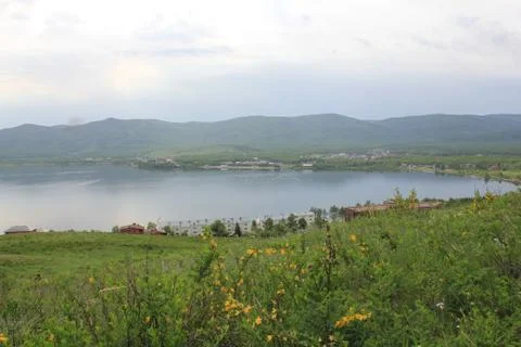 Panoramic view. A lagoon with a clean mountain lake in the midst of majestic Stockfoto's