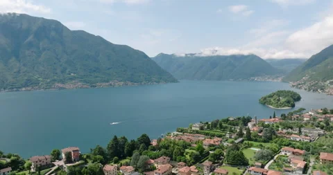 Panoramic view of Lake Como (Lago di Como) from Ossuccio, Italy Video stock 251769514