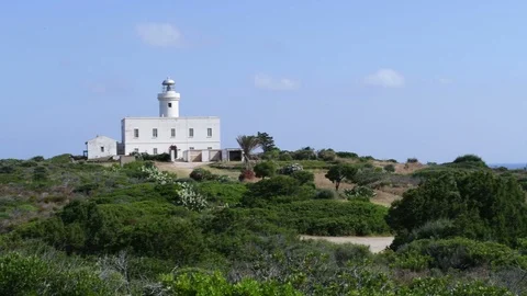 A panoramic view of a lighthouse in the Mediterranean sea 库存影片 109231779