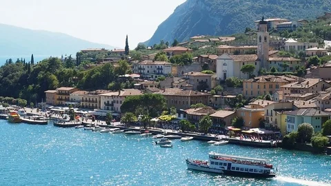Panoramic view of Limone sul Garda Brescia Italia Video stock 70614055
