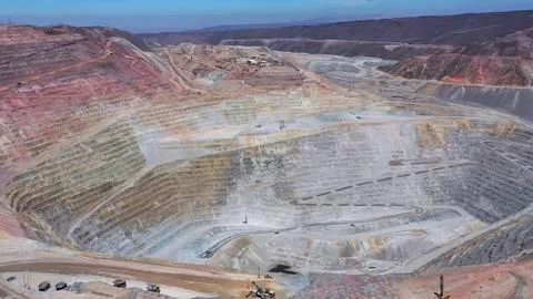 Panoramic view of the main pit of an open pit mine Foto stock
