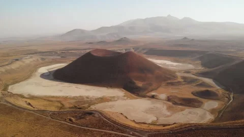 Panoramic view of martian volcano Video stock 150261116