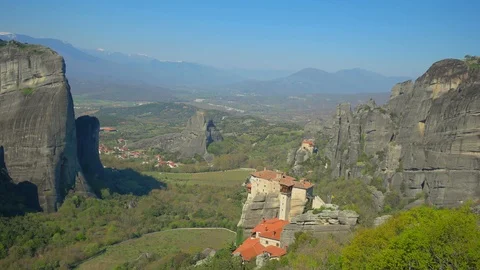 Panoramic view at Meteora valley, Greece. Steadicam shot Stock Footage 106975031