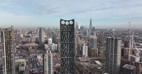 Panoramic view of metropolis, iconic Strata apartment tower Stock-Footage 170917493