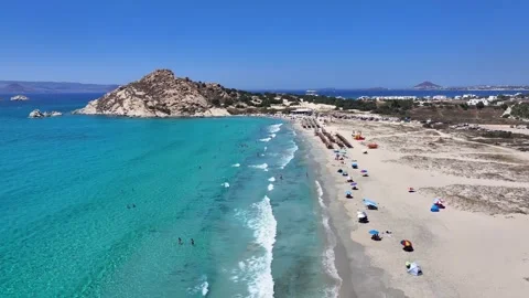 Panoramic view of the Mikri Vigla beach at Naxos island Video stock 263137296