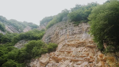 Panoramic View Of Misty Mountain Cliffs In Rain Rainy Weather In Forest Canyon 스톡 동영상 346117008