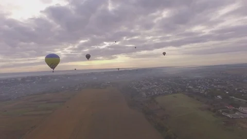 Panoramic view Montgolfier in fields 스톡 동영상 81440288