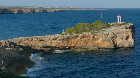 Panoramic view of "Morro de Sa Carabassa" lighthouse in PortoCristo. Vídeos de archivo 281669108