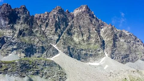 Panoramic view of mountain summit Monte Viso (Monviso) in the Cottian Alps,.. Foto stock