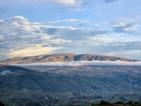 Panoramic view of mountainous Andean with low clouds Foto stock
