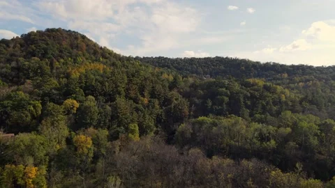 Panoramic view of mountains in western Wisconsin. Stock Footage 166159082