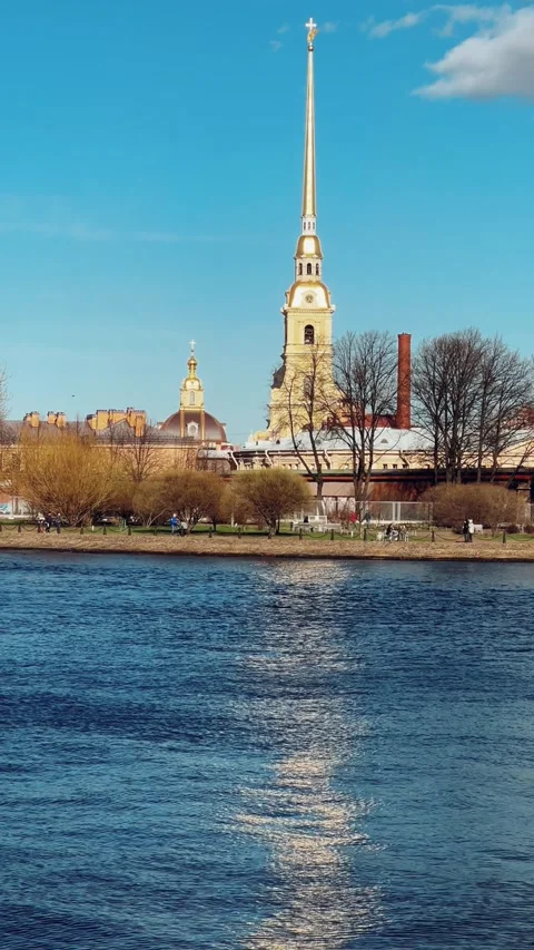 Panoramic view of the Neva River and Peter and Paul Fortress, on Zayachy Island. Stock Footage 274351531