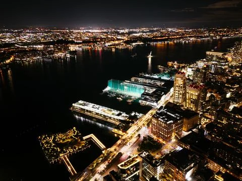 Panoramic view of the night Hudson river, New Jersey, New York City, Manhattan, Stock Photos
