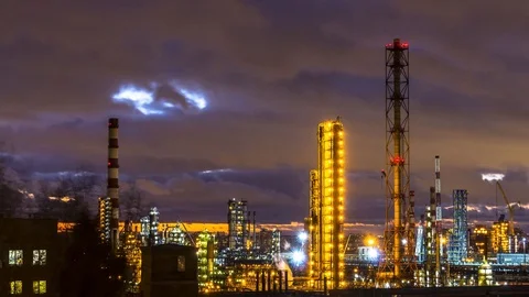 Panoramic view of oil refinary time lapse 스톡 동영상 72588809