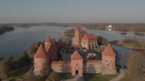 Panoramic view to the old castle Video stock 101664008