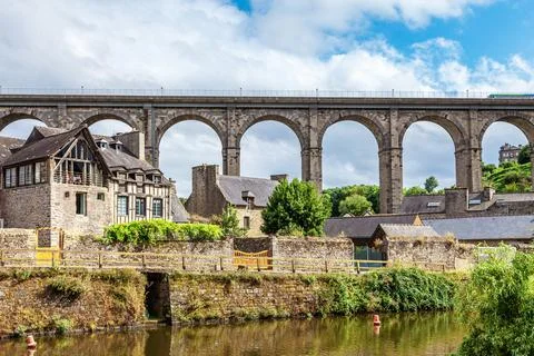 Panoramic view of old stone bridge and historical medieval houses reflectin.. Stock Photos