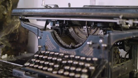 Panoramic view of old typewriter with focus changing. Stock Footage 107478728