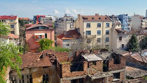 Panoramic view over a backyard in Sofia’s Serdika district, Bulgaria 스톡 동영상 327717256
