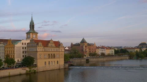 Panoramic view over Vltava river at early morning in Prague, Czech Republic. 스톡 동영상 153374970