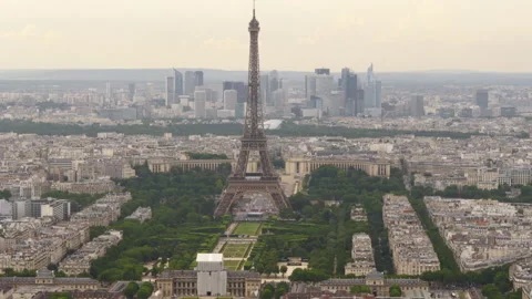 Panoramic view of Paris with the Eiffel Tower and La Defense in the middle. Stock Footage 237925081