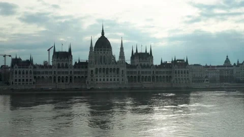 Panoramic view of the parliament building 動画素材 307205069