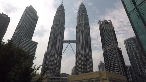 Panoramic view, Petronas or Twin towers skyscrapers, Kuala Lumpur, Malaysia Stock Footage 165214065