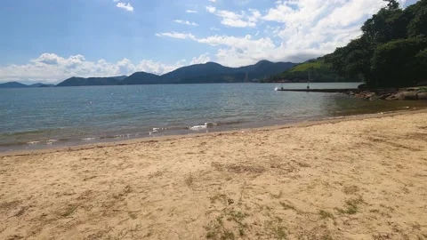 Panoramic view of Praia do Objetivo in Angra dos Reis. Beach on a sunny day Stock Footage 170499054