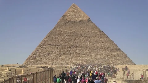 Panoramic view on the Pyramid of Khafre (Chephren) Stock Footage 125564061