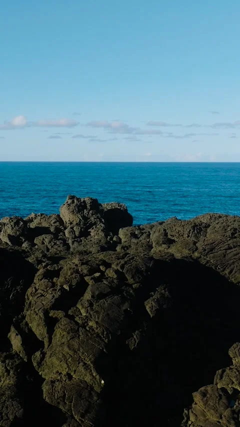 Panoramic view of Rock formations in Tropical Island. Philippines. Vídeo Stock 253618723