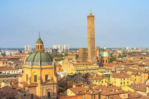 Panoramic view of rooftops and buildings in Bologna, Italy Stock-Fotos