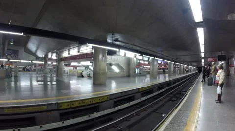 A panoramic view of the Sé station in são paulo 動画素材 57828983